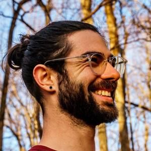 Meet your Posher, Adam